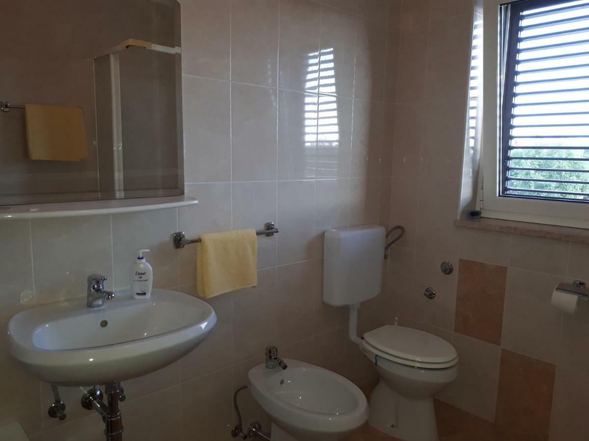 Apartment Korni โปเรช ภายนอก รูปภาพ