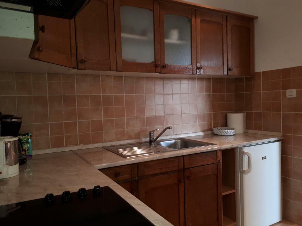 Apartment Korni โปเรช ภายนอก รูปภาพ